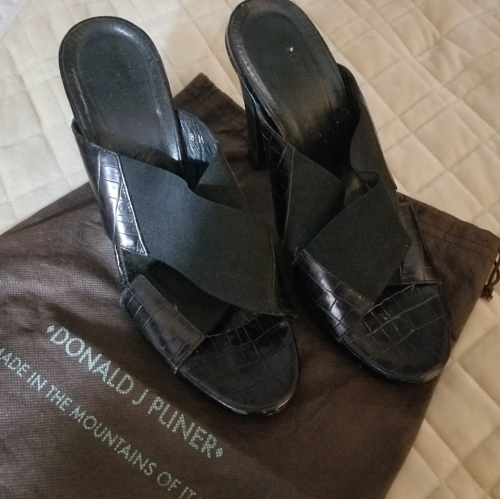 Donald J Pliner Slide Sandals Size 8